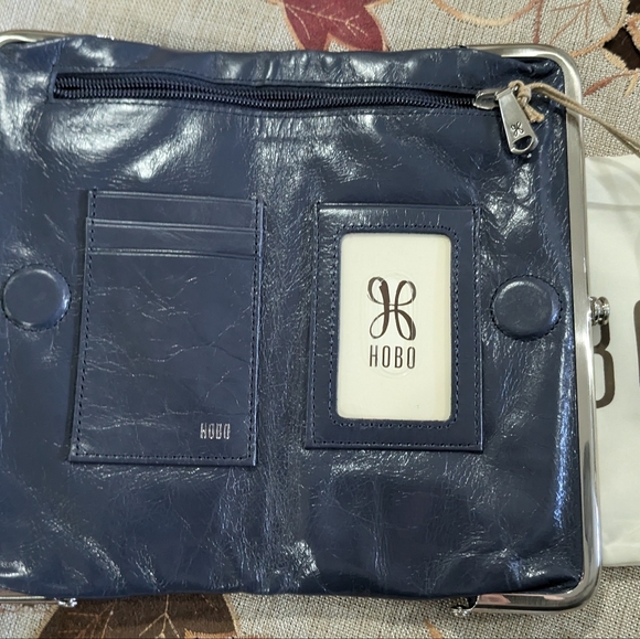Hobo International Lauren wallet. Stone Blue - Picture 4 of 7